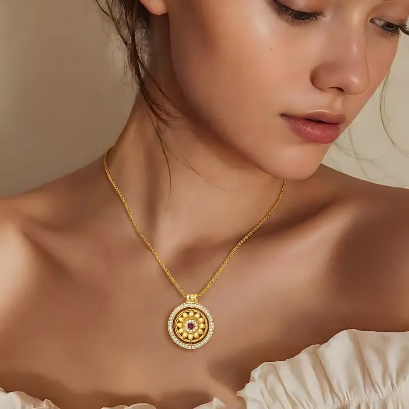 Minimalist 18K gold plated sunflower spinning necklace